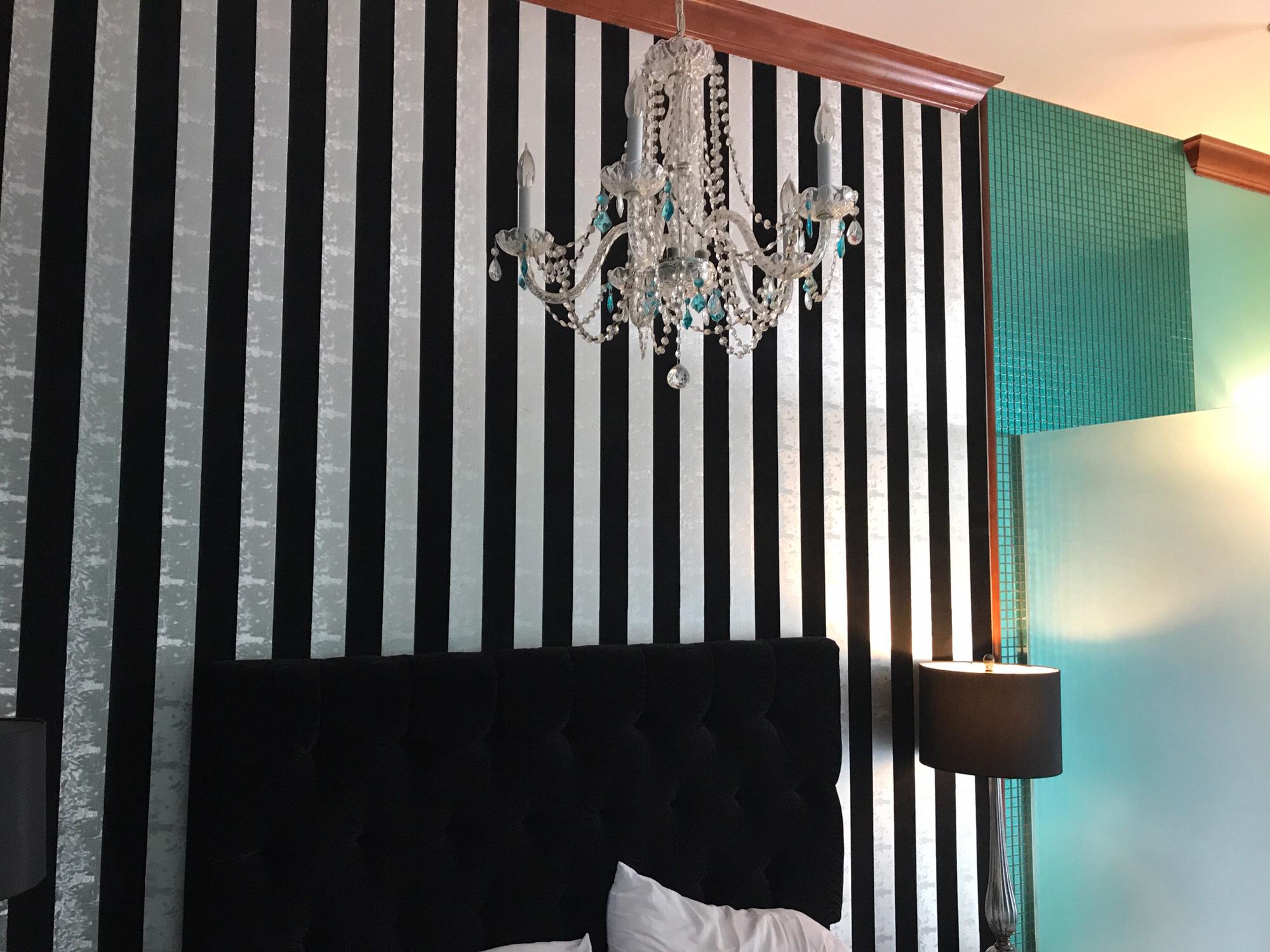 The Audrey Hepburn room, Roxbury Motel