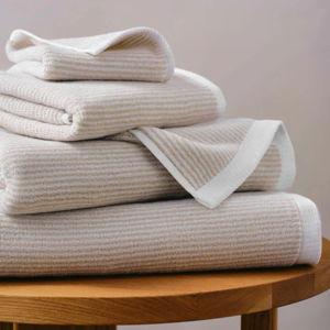 Plush 4-Piece Bath Towel Bundle