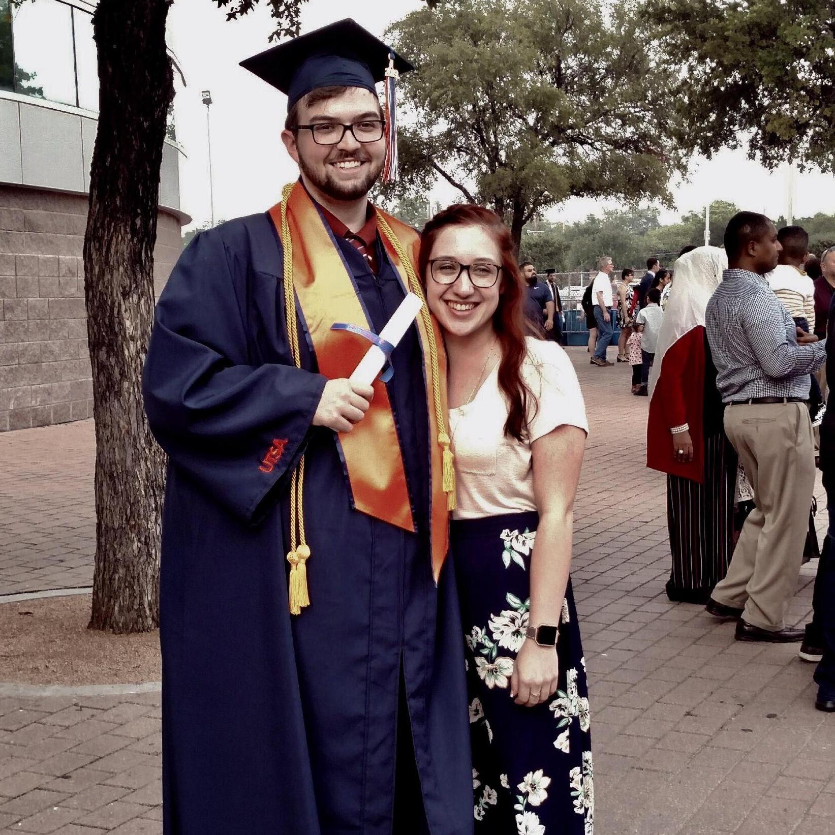 Riley's UTSA graduation in 2019!