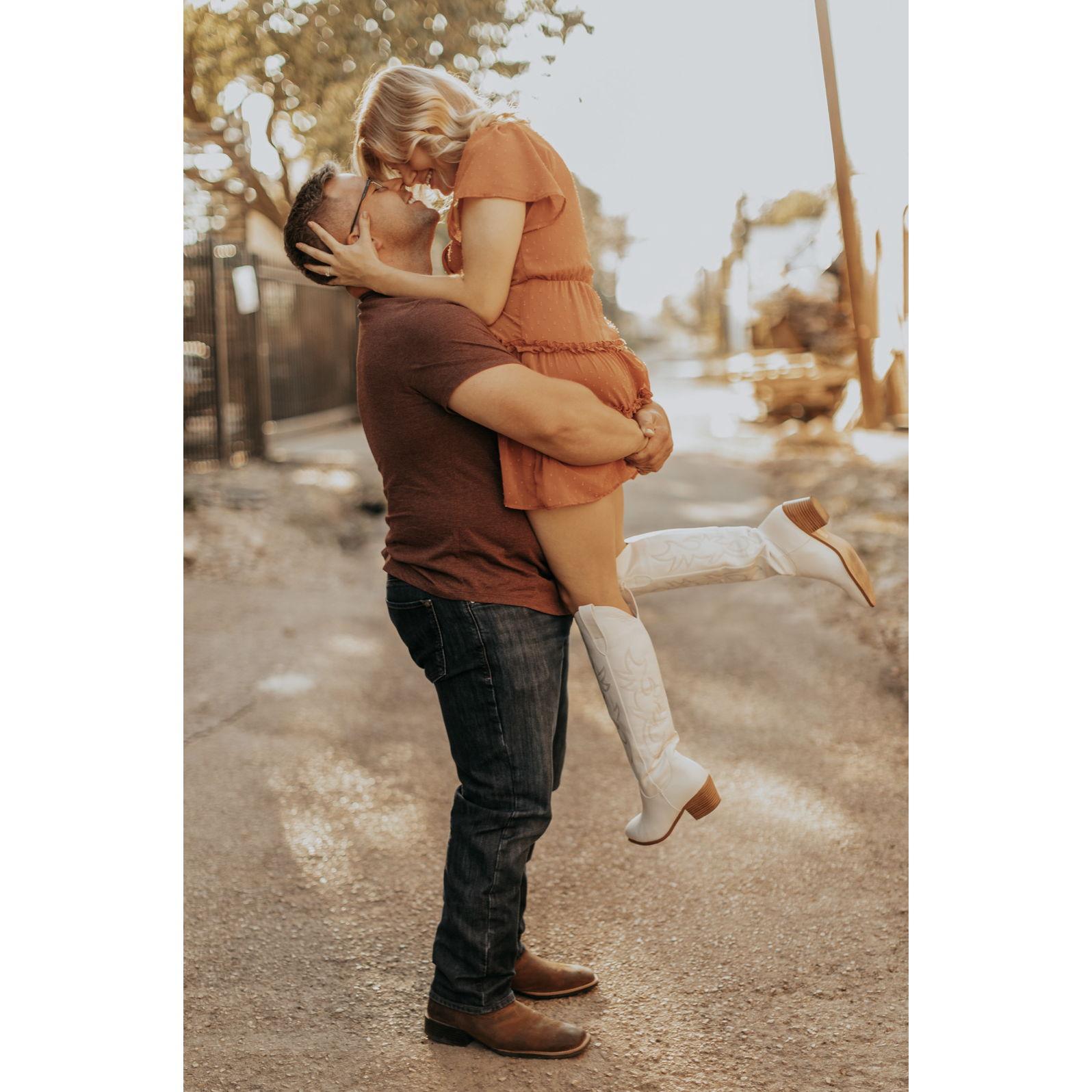 Engagement photos turned out soooo good, I am still in awe