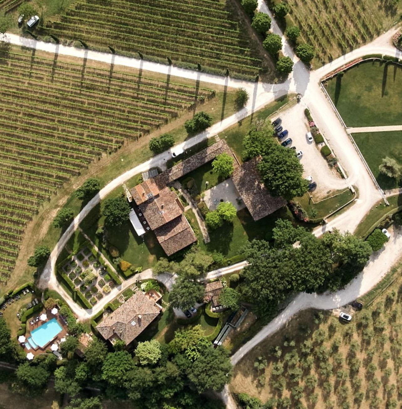 The Wedding Website of Laura Castellucci and Myles Patrick Hanson