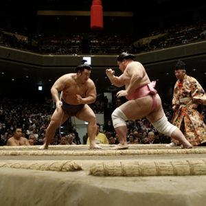 2x tickets to the Grand Sumo Championship in Tokyo