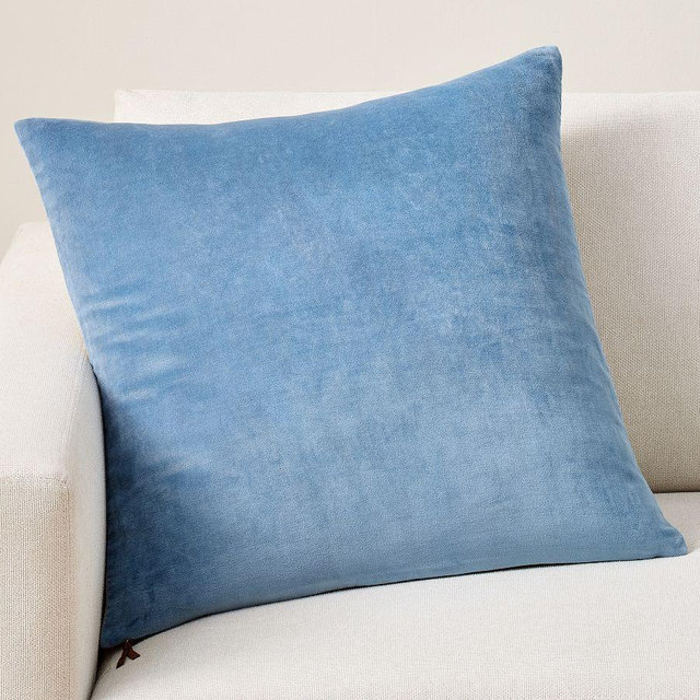 Icon Velvet Pillow Cover, Cornflower, 22"