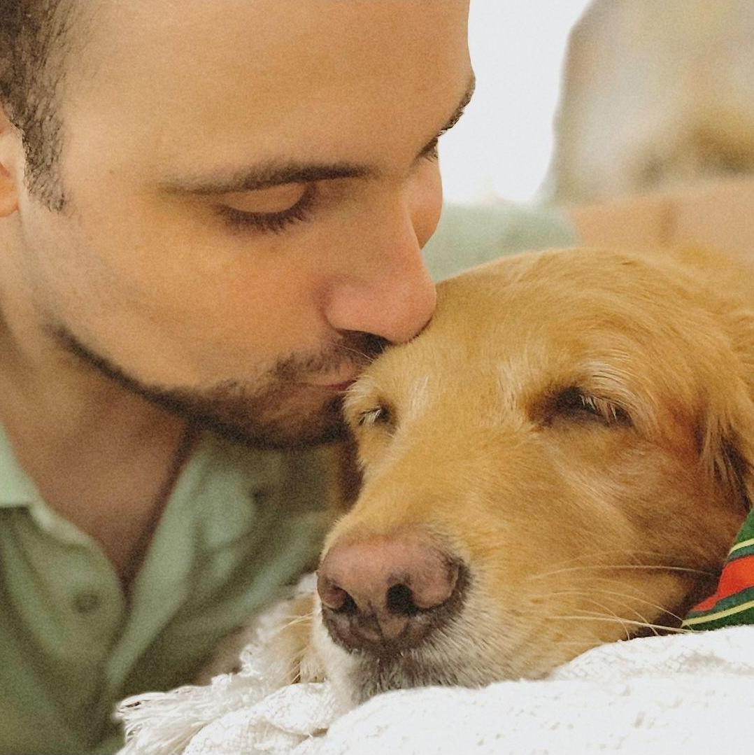 Lunita: nos llena la vida de felicidad con sus besos y su ternura.