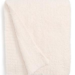 Cozy Chic Throw