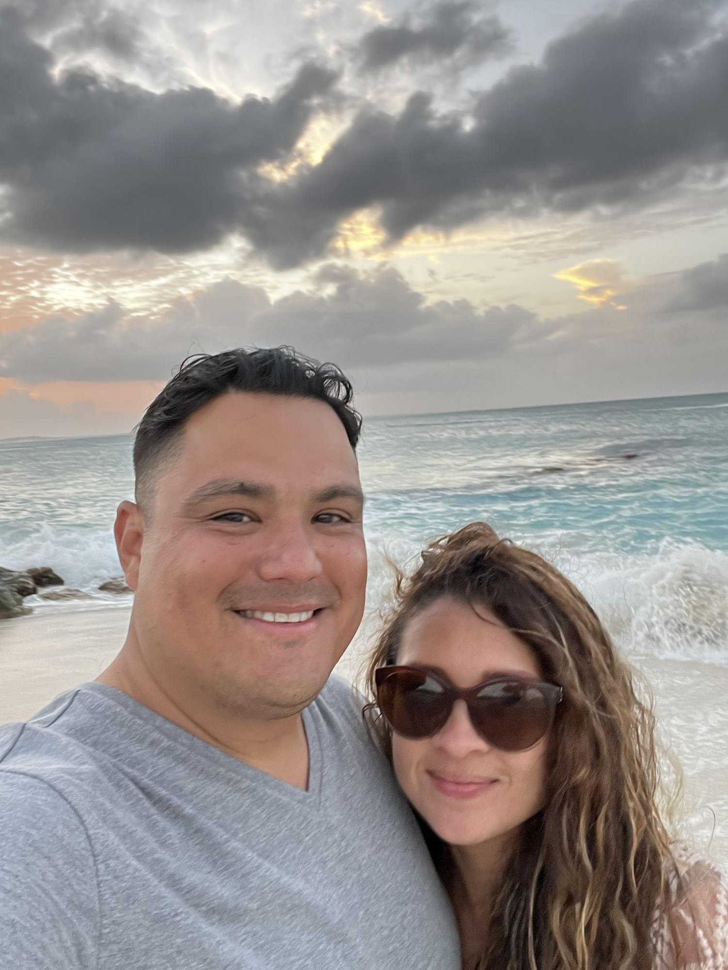 The Wedding Website of Sandra Saravia and Roberto Secord