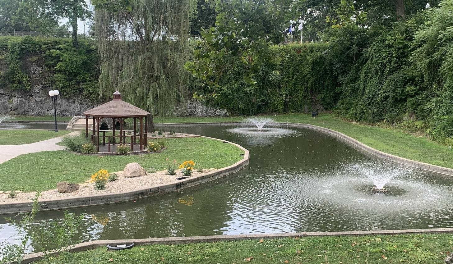 The Wedding Website of Tina Woodard and Valentino Tamm