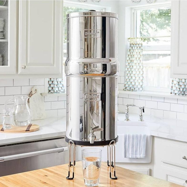Big Berkey Gravity-Fed Stainless Steel Countertop Water Filter System 2.25 Gallon with 2 Authentic Black Berkey Elements BB9-2 Filters