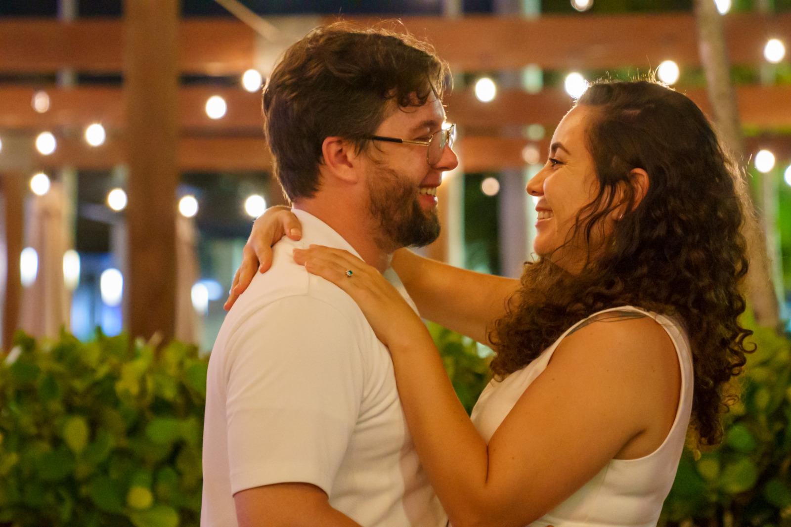 The Wedding Website of Aline de Camargo Santos and Christopher Aberger