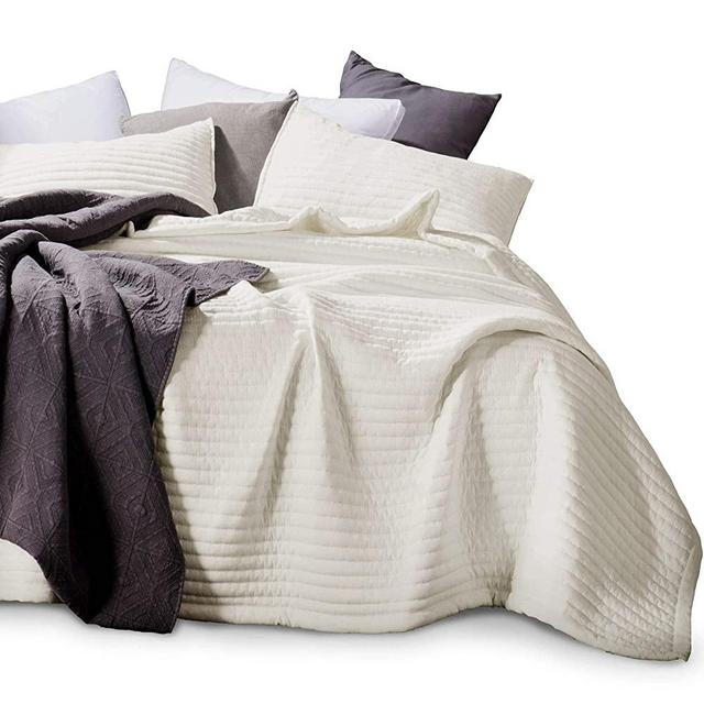 KASENTEX Quilt-Bedding-Coverlet-Blanket-Set, Machine Washable, Ultra Soft, Lightweight, Stone-Washed, Detailed Stitching - Hypoallergenic - Solid Color (Ivory, Full/Queen + 2 Shams)