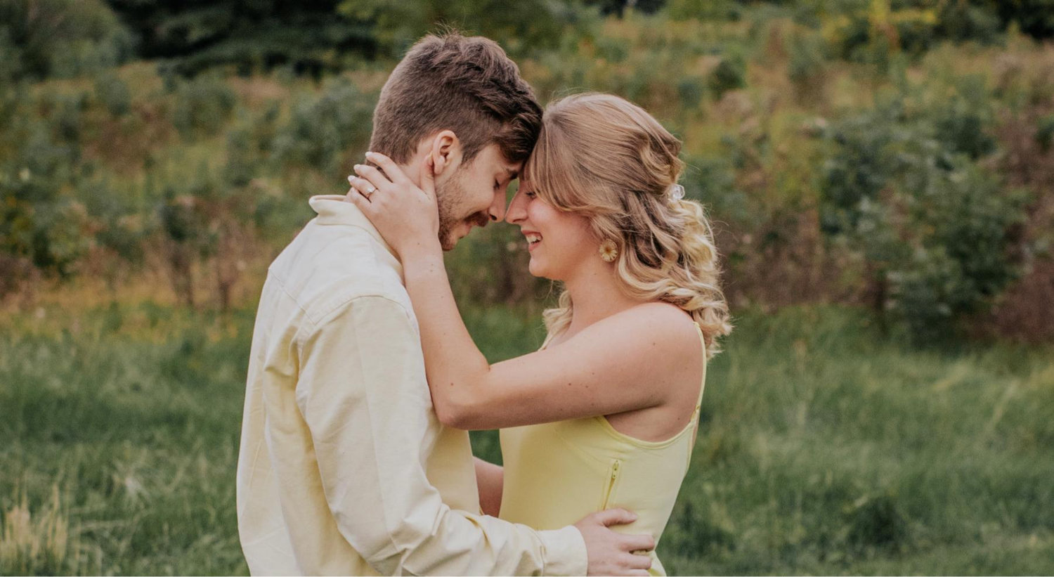 Alivia Edwards and Braden Thomas' Wedding Website
