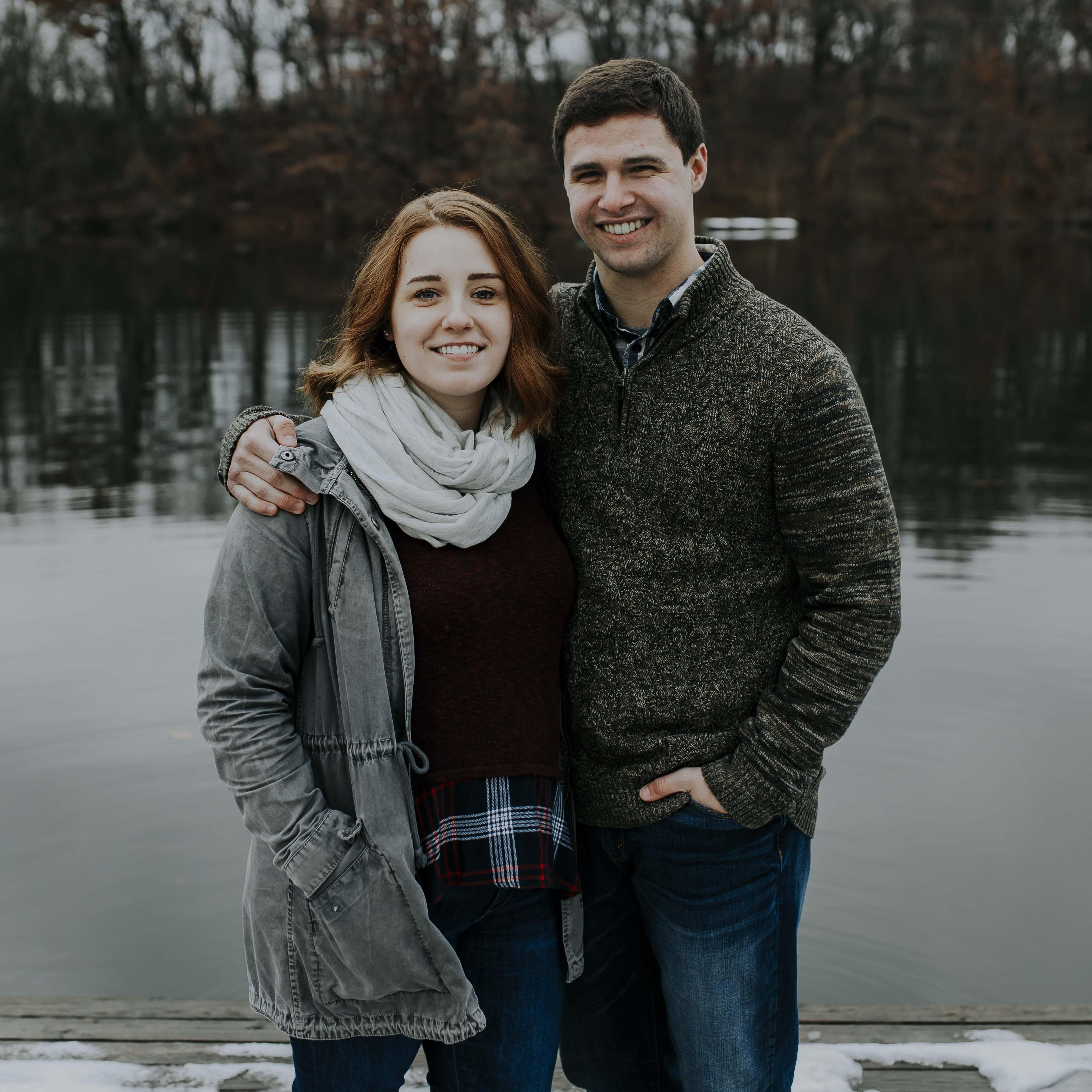 Engagement Photoshoot - Rogers-Lakewood Park in Valparaiso, IN