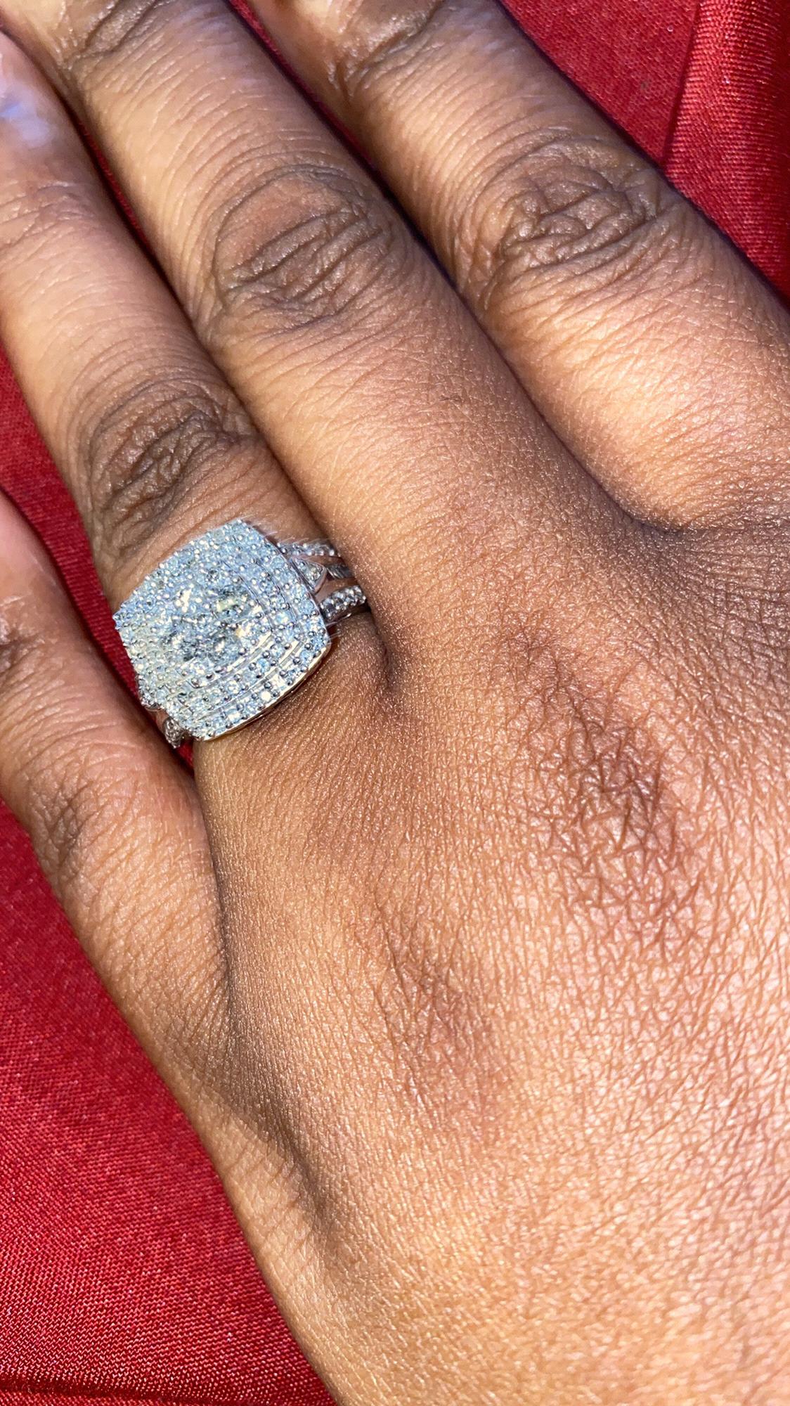My engagement ring 💍
