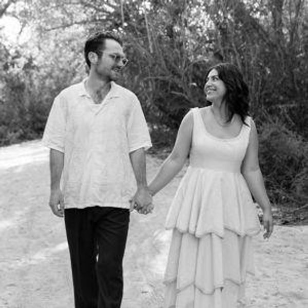 Honeymoon fund/Fondo para la luna de miel