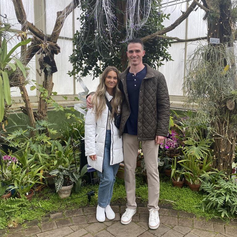 Shaye's first visit to Buffalo where Jack planned a date at the botanical gardens