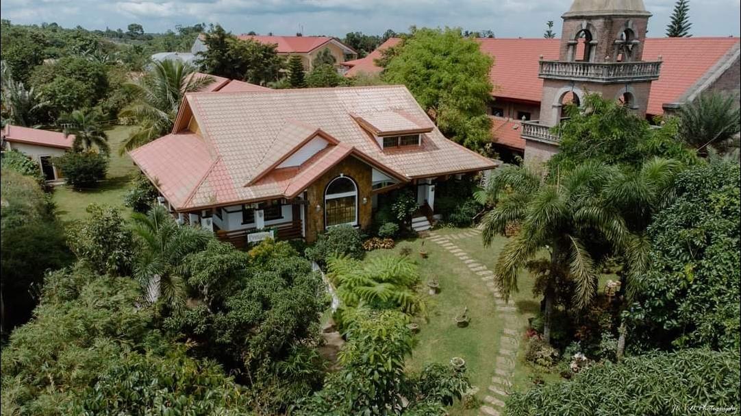 The Wedding Website of David Peña and Krizhia Mae Angob