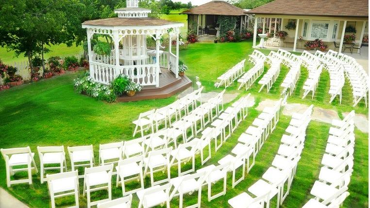 The Wedding Website of Marche Tipton and Dustin Bassinger