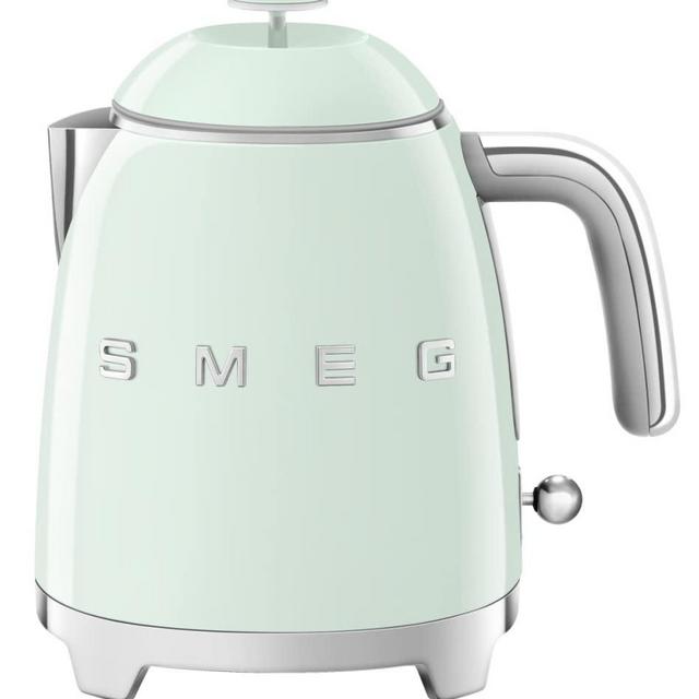 Smeg 50's Retro Style Electric Mini Kettle KLF05 (Pastel Green)