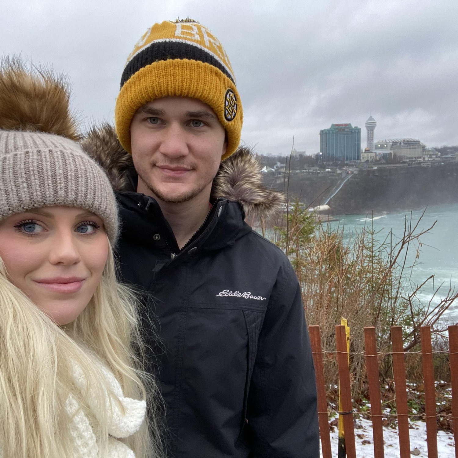 Road trip to move Connor back to Rhode Island, at Niagara Falls
