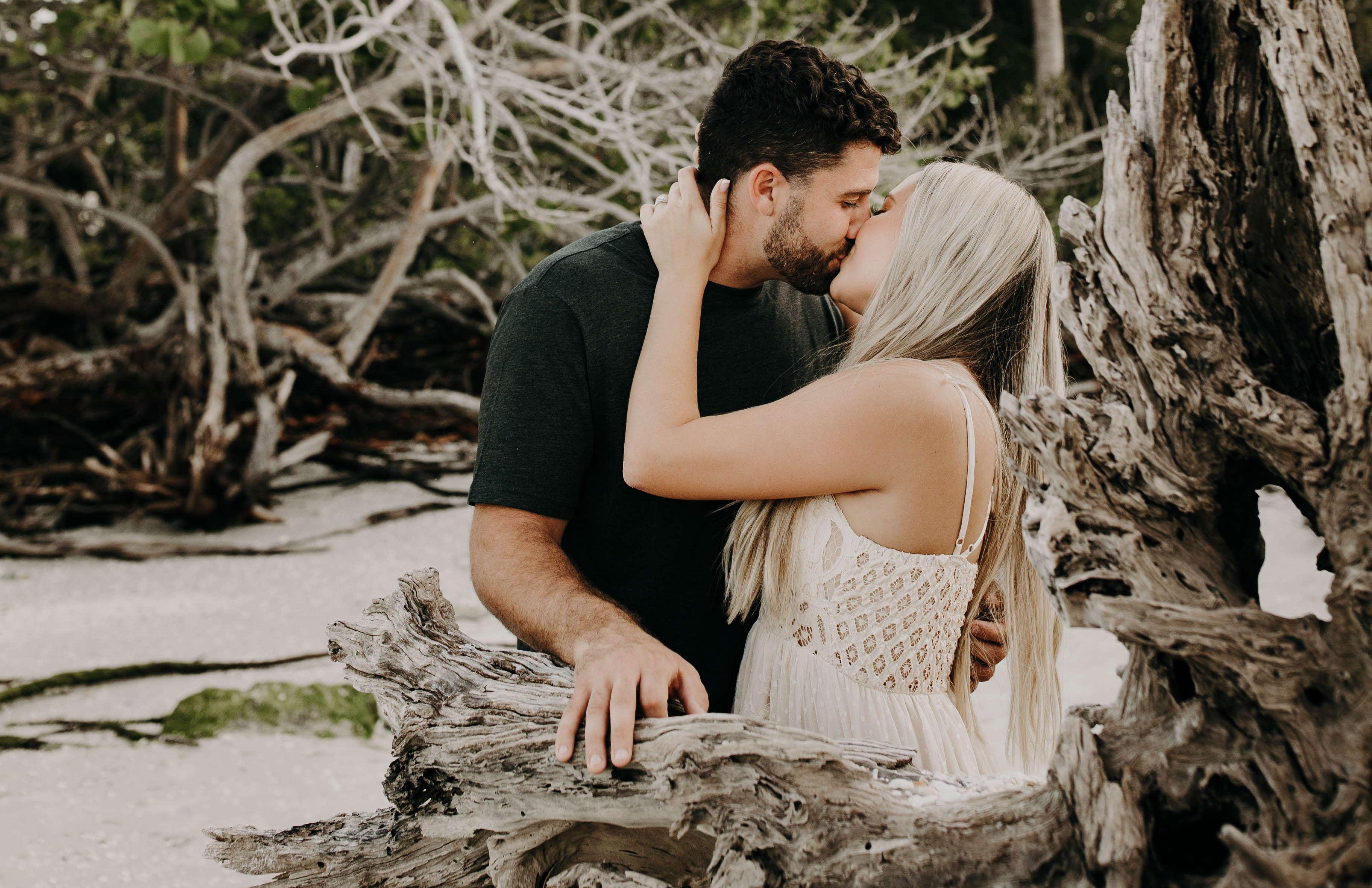 The Wedding Website of Kaelyn Howerton and William Richard