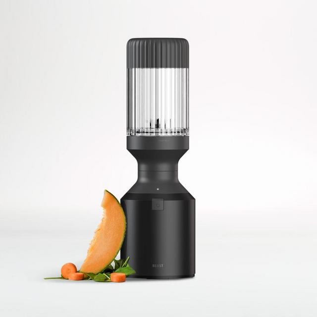 Beast ® Blender in Carbon Black