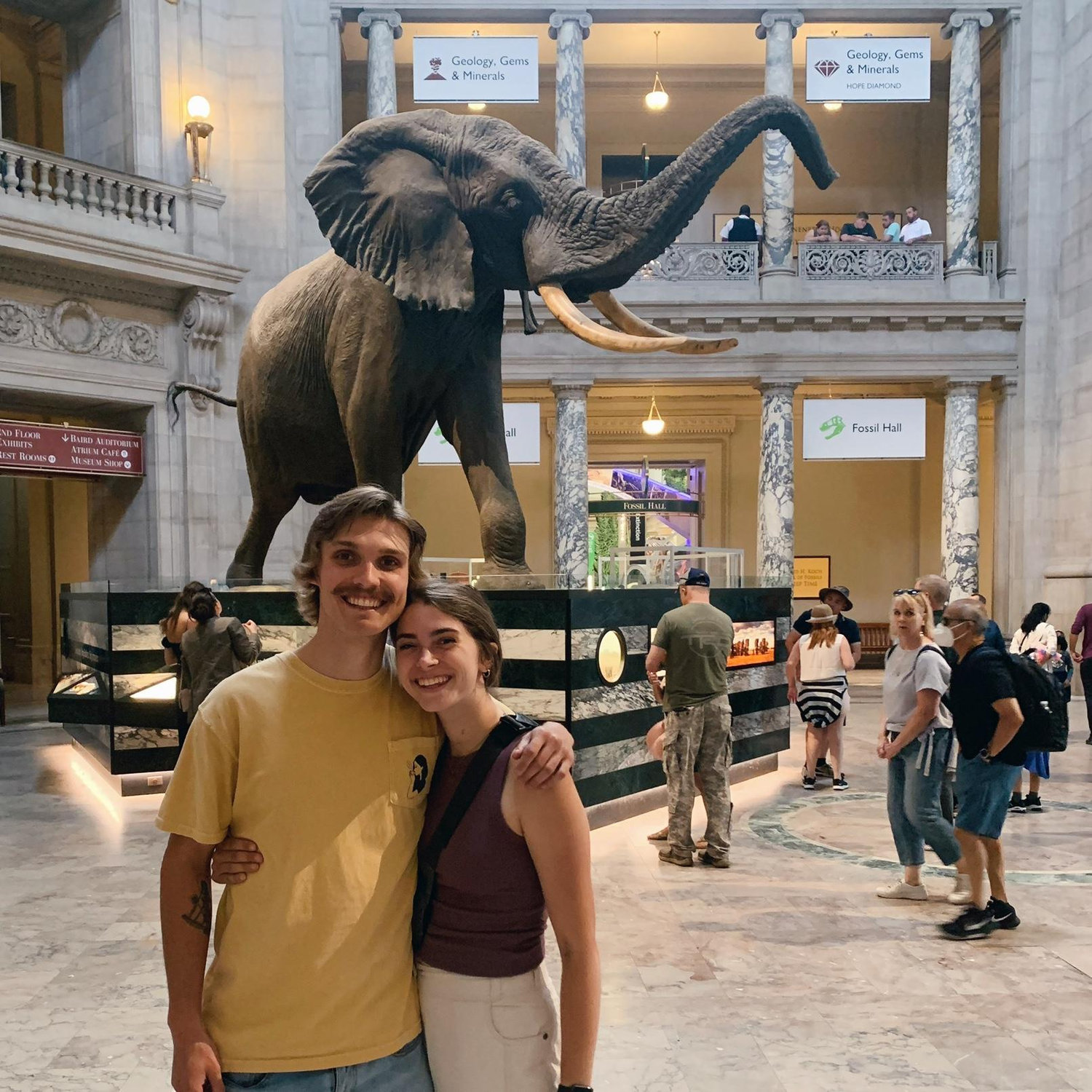 Summer 2022: Logan moved to DC to start his masters research under a co-advisor at the NH Smithsonian.