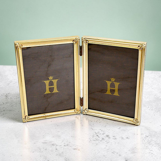 Vintage Hinged Double 5x7 Picture Frame, Gold Tone Folding Display