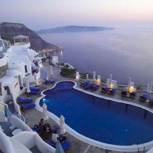 Romantic Santorini Hotel
