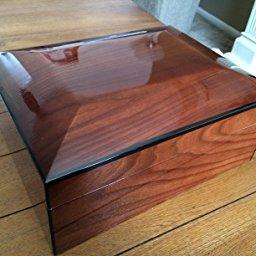 The Chardonnay Cigar Humidor - Color: Real Wood Walnut Finish