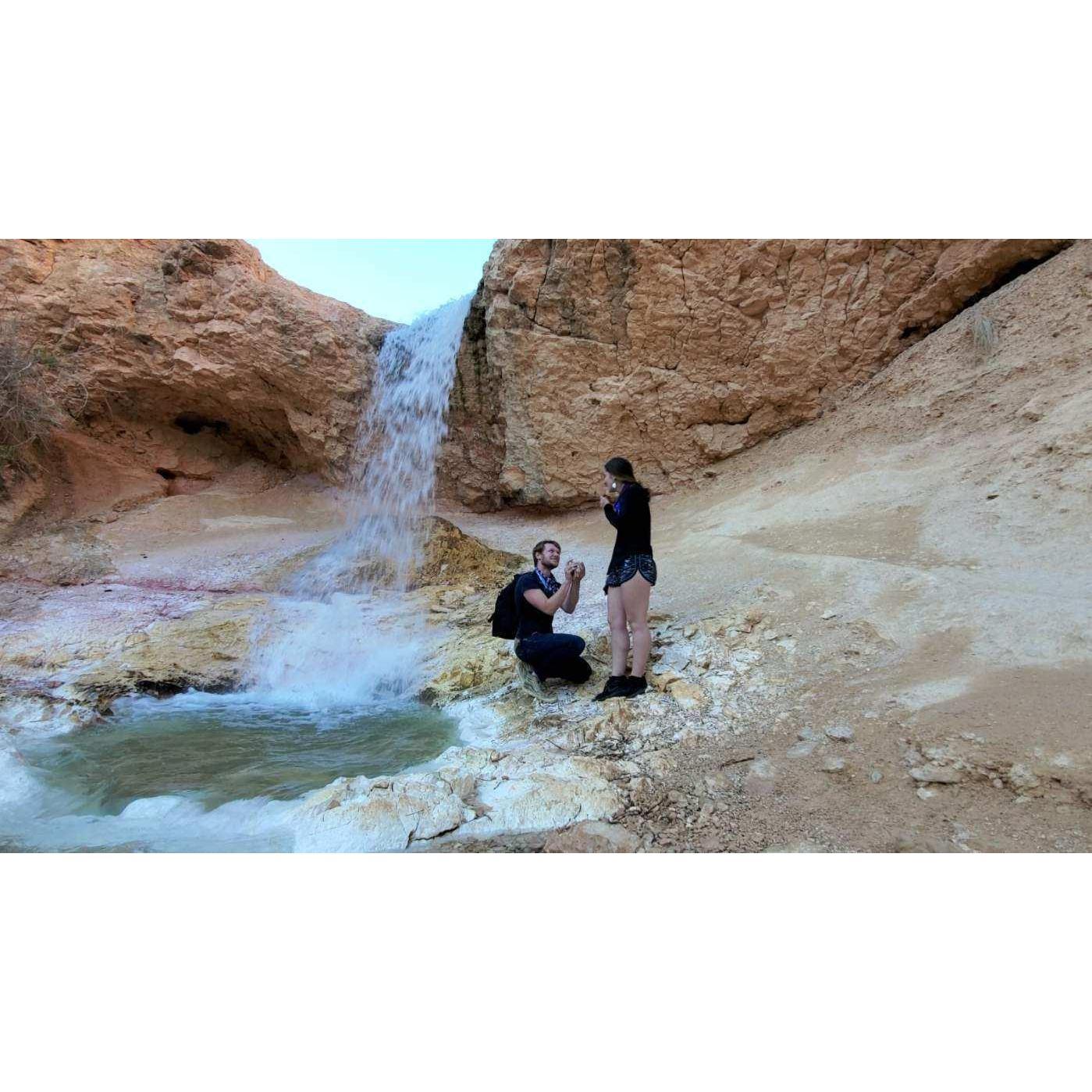 Andrew proposing at Bryce Canyon in Utah 🥰