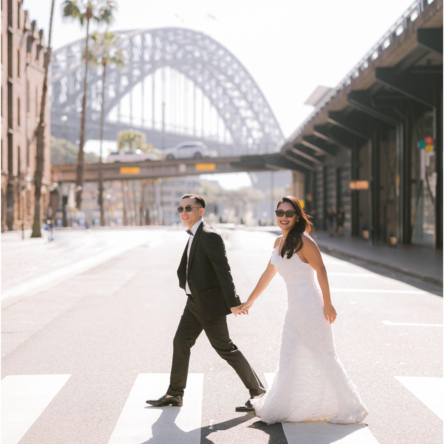 And before we flew back, we said—"let's have a morning stroll around the city in a wedding dress & suit, and grab a beer after"—and so we did. Best stroll ever.