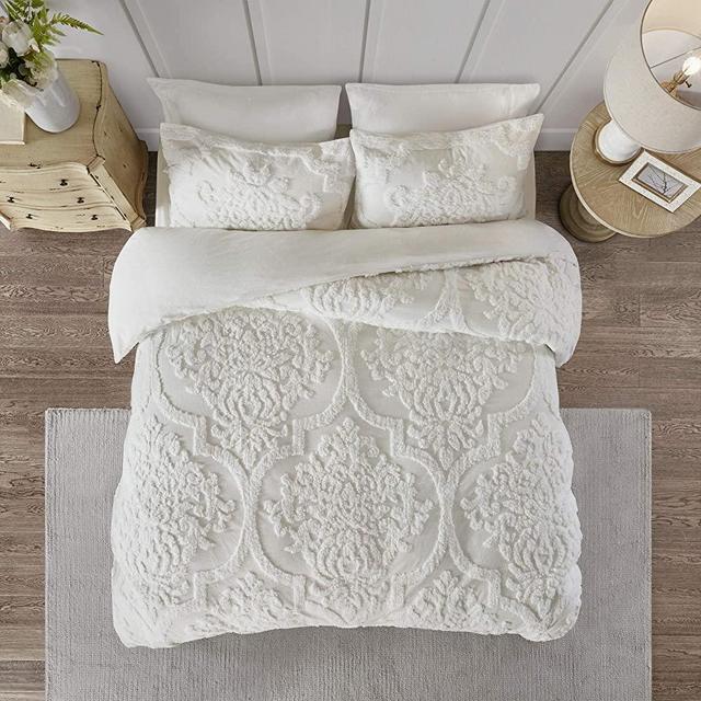 Madison Park Viola 3 Piece Tufted Cotton Chenille Damask Duvet Cover Set, King/Cal King, White