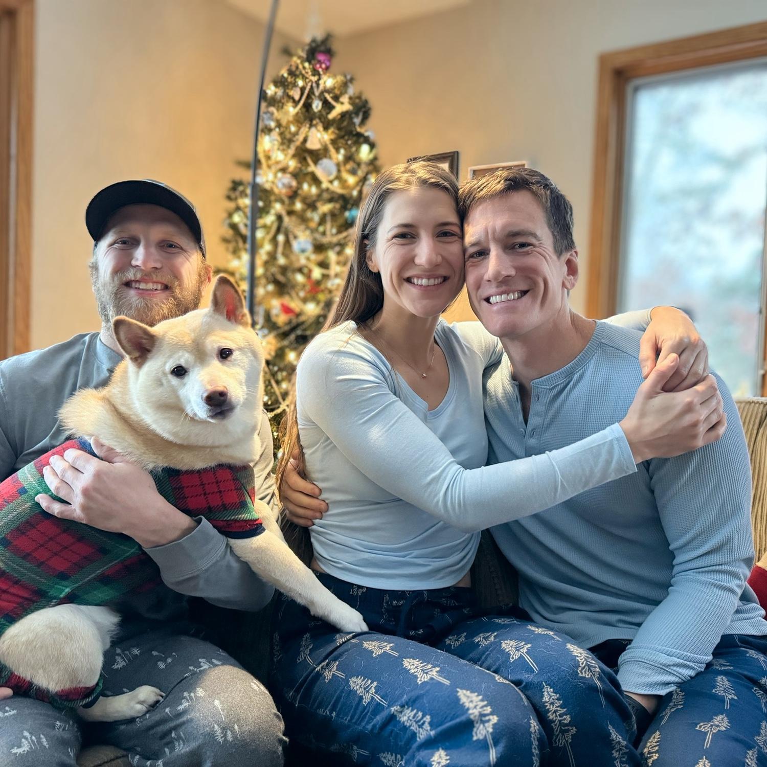 Akumaru and DJ fashionably fashionable on Christmas Day