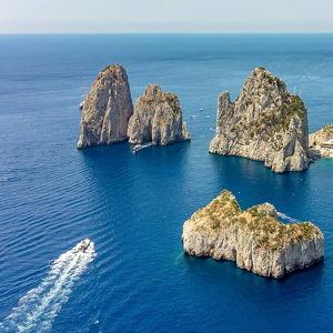 Boat Cruise in Capri