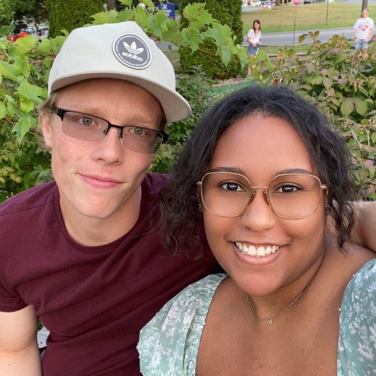 Our first mini golf date!