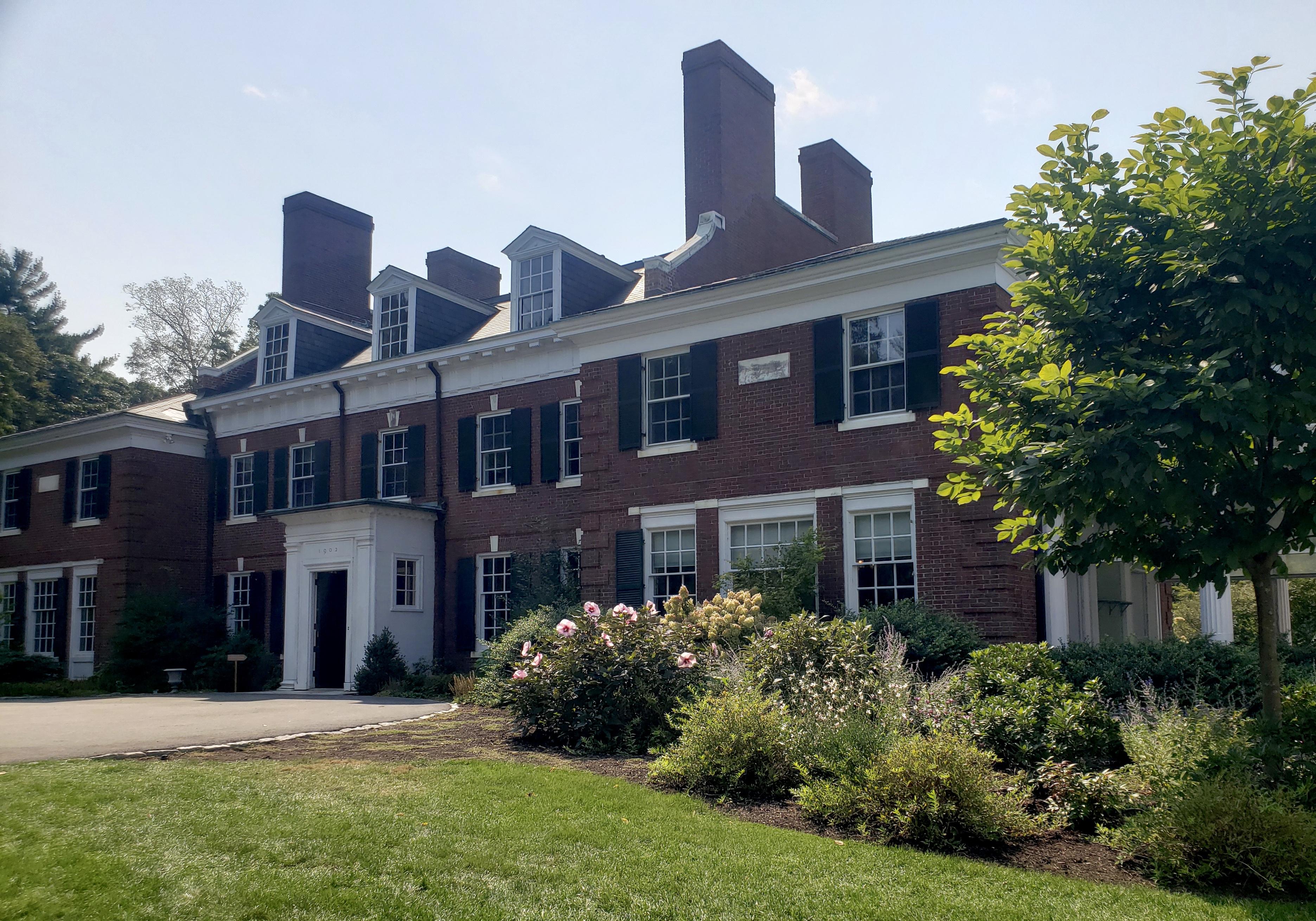 The Wedding Website of Tyler Poor and Rebecca Bond