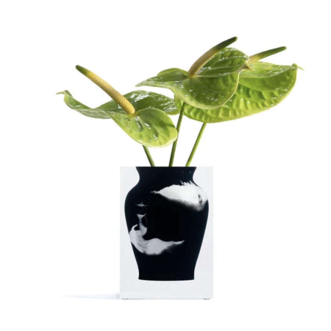 Henry - Bud Vase Black Marble