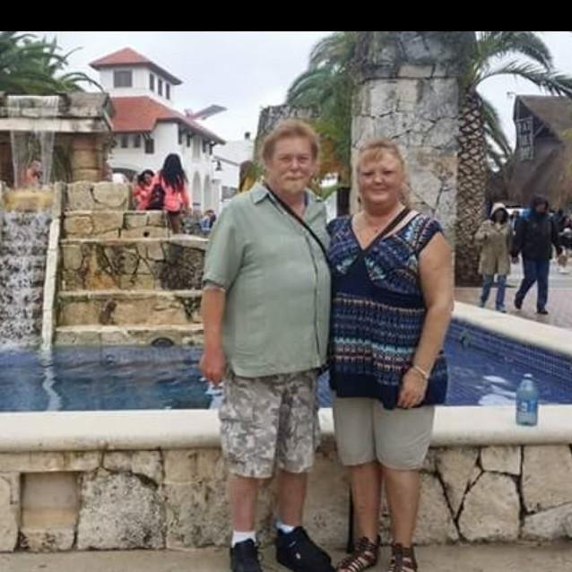 Mama Rita Papa Croom
Papa Croom (Deceased)
Friends