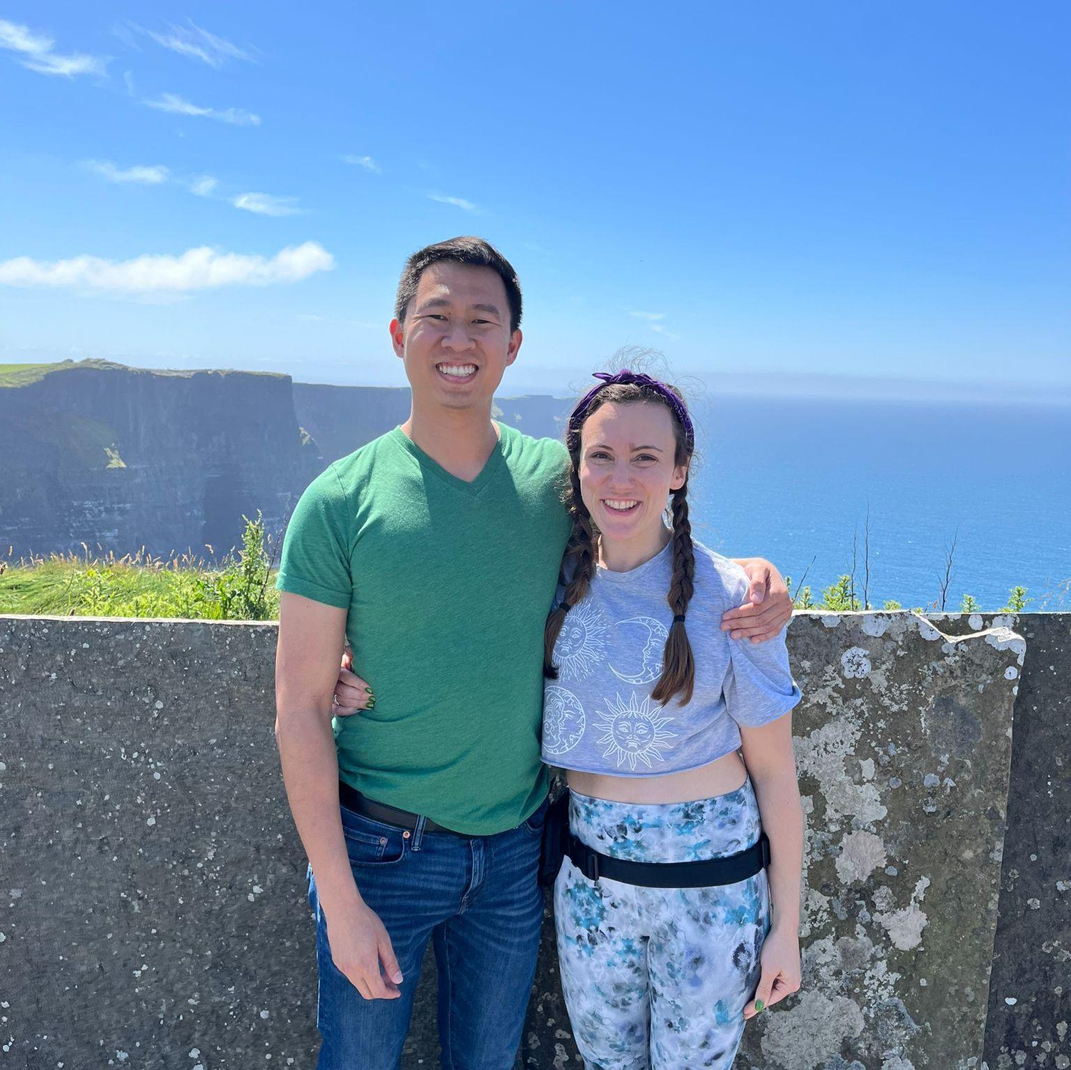 A super sunny day at The Cliffs of Moher in 2021