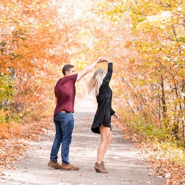 Engagement photos Fall 2019