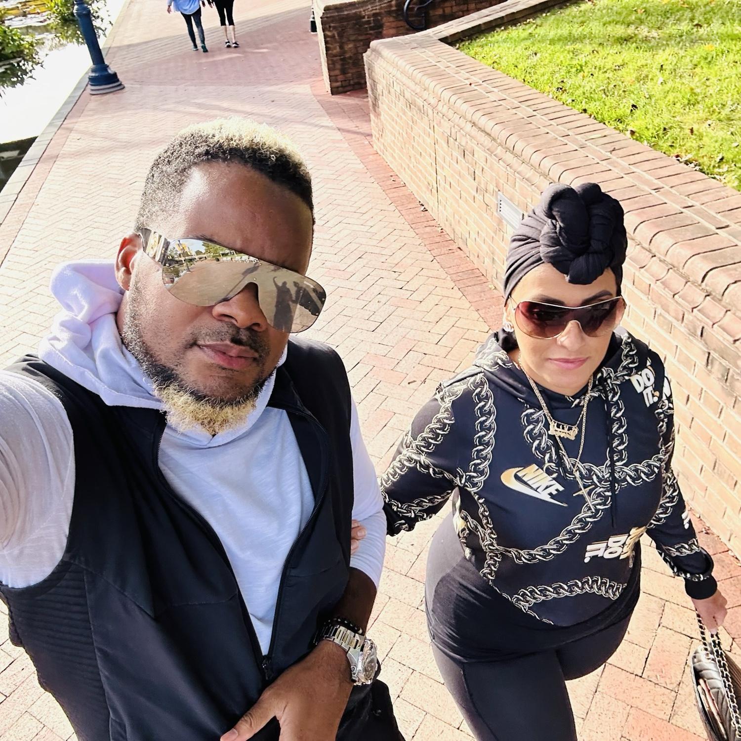 Walking along the wonderous "CREEK" in the Big City of Frederick....  M wasnt a fan of the Popcorn, it had too much salt!  #WeSaidWeWood