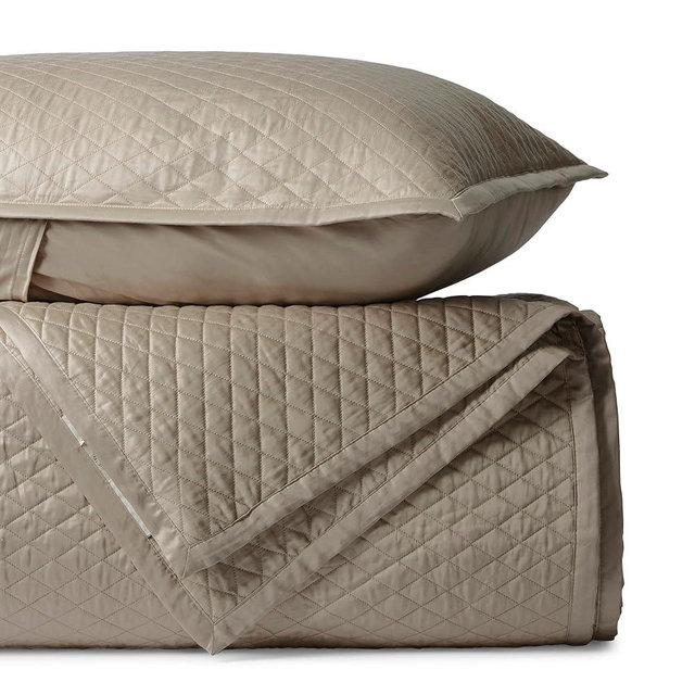 BIOWEAVES 100% Organic Cotton Quilt King Size - Diamond Stitched Quilted bedspreads - All Season Oversized Coverlet Set - GOTS Certified Bedding Set | 1 Quilt & 2 Pillow Shams