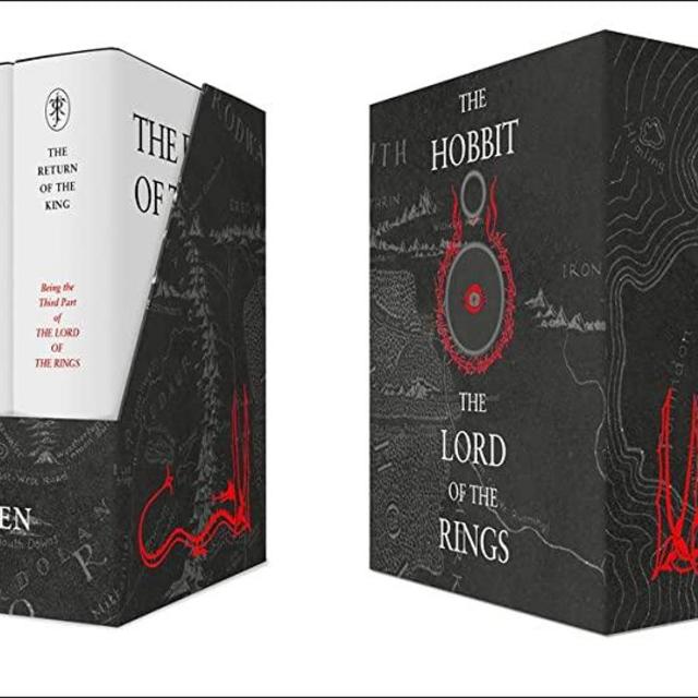 The Hobbit & The Lord of the Rings Gift Set: A Middle-earth Treasury
