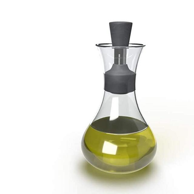 No Funnel Needed Olive Oil Vinegar & Soy Sauce Dispenser Glass Cruet Bottle for Kitchen | Airtight Silicone Cap Keeps Oil Fresh Longer | 8 ounce cruet (Clear)