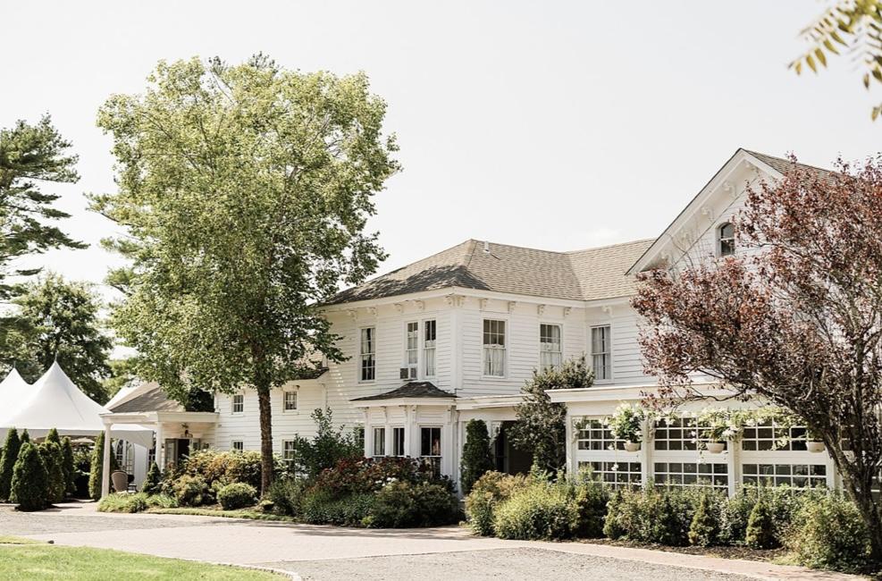 The Wedding Website of Ashley Gura and Dominic Ervin