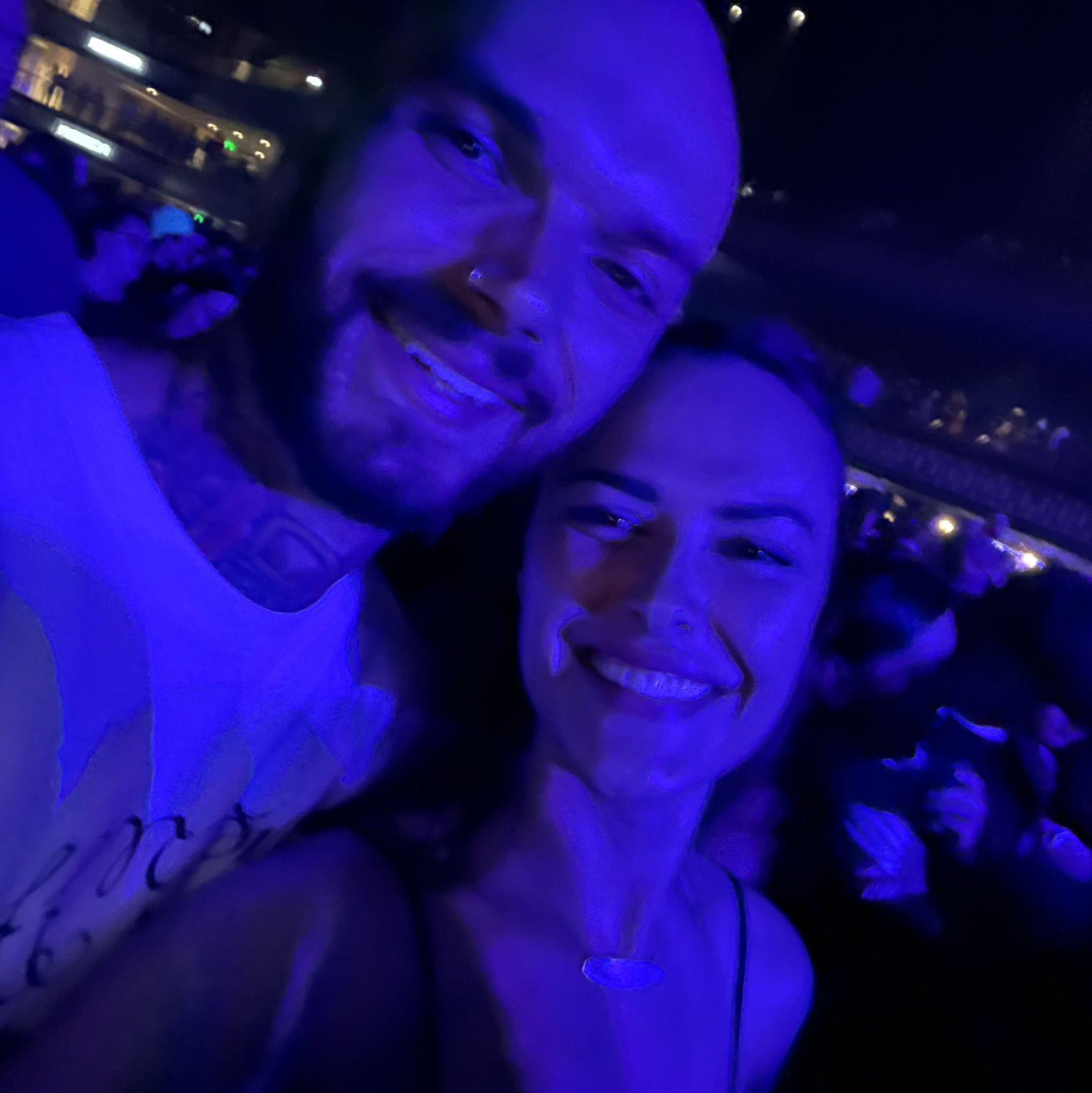 Leon Bridges concert, 2022