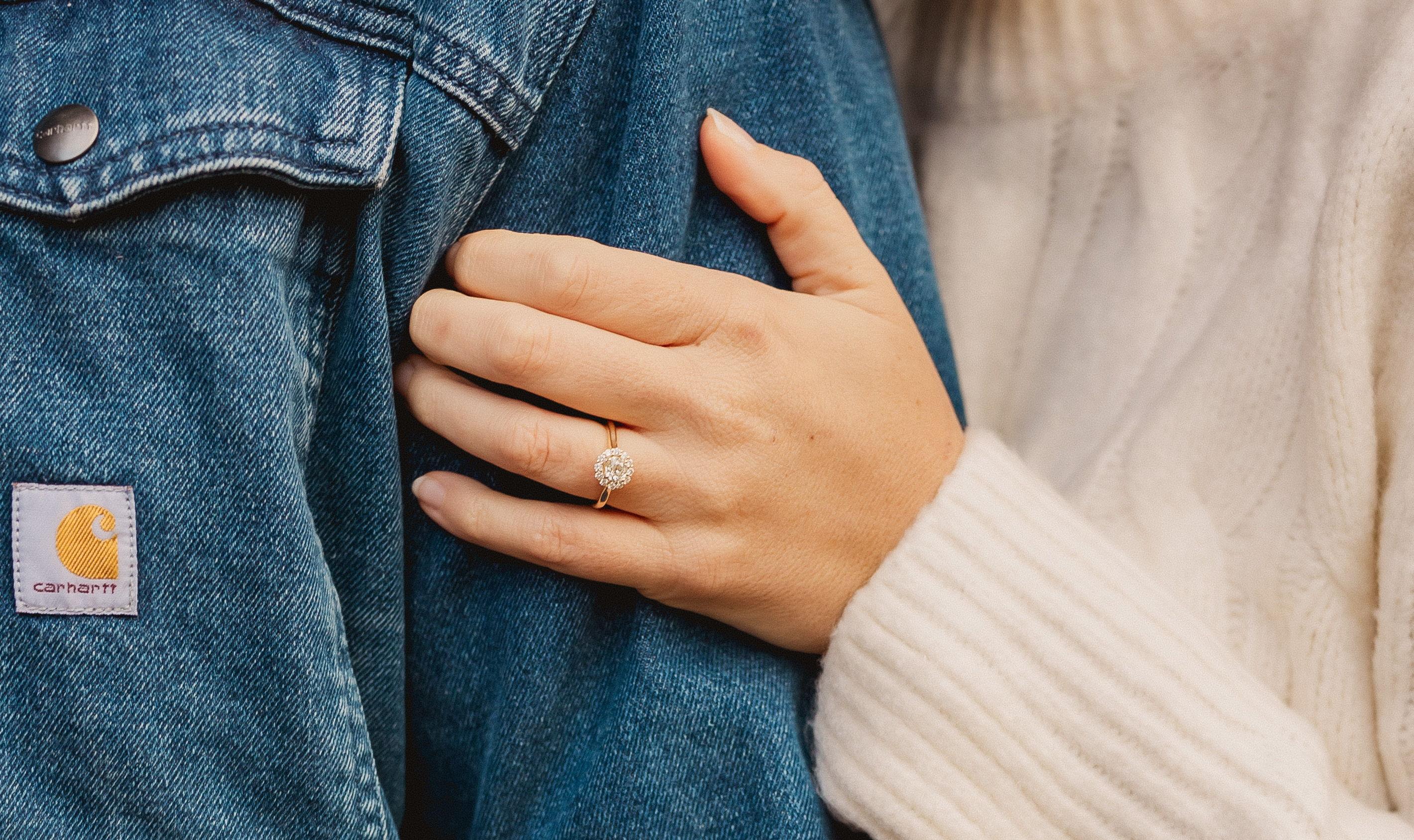 The Wedding Website of Lindsay Free and Austin Mello