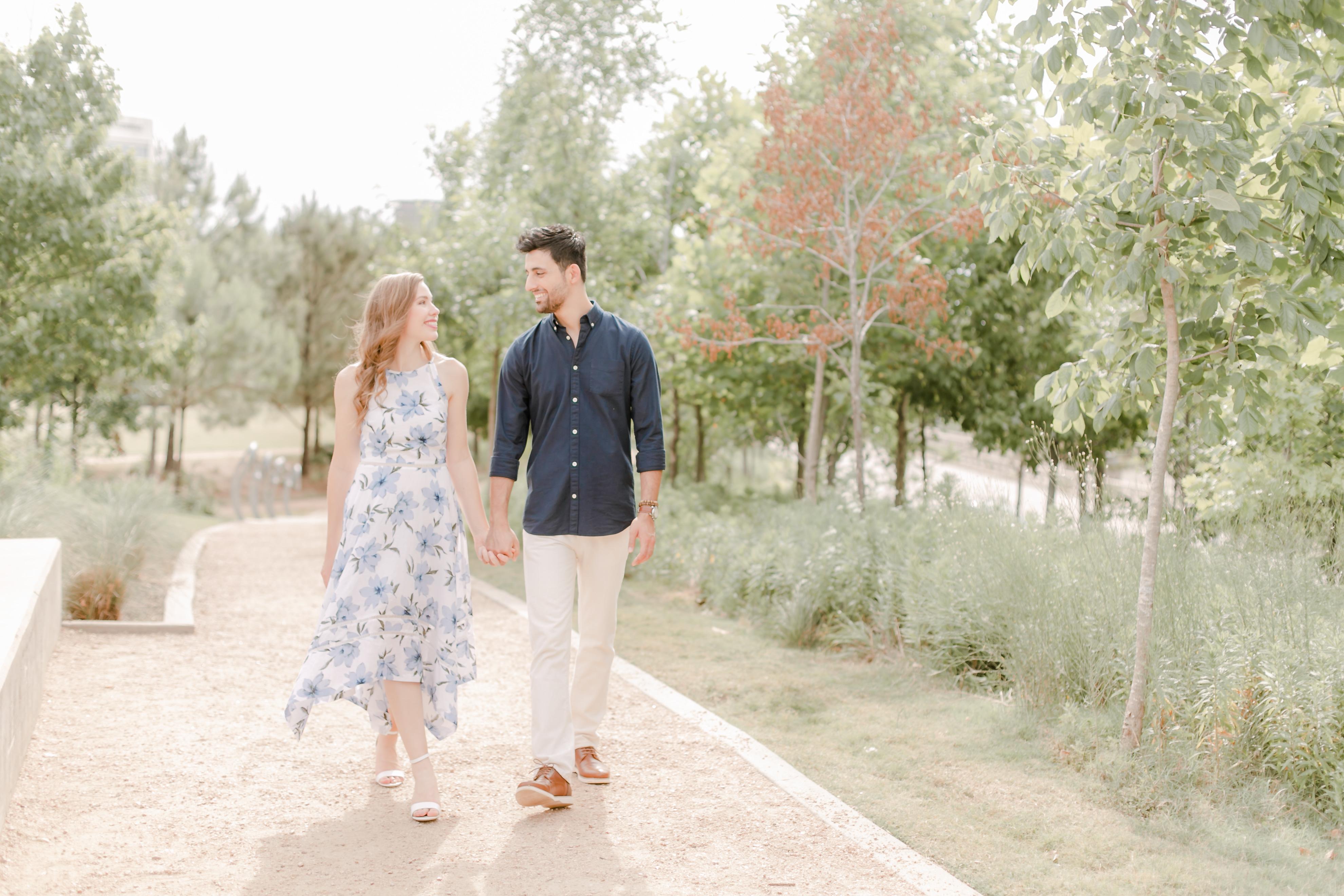 The Wedding Website of Rebekah Kington and Shakar Bradost