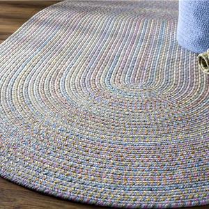 Indoor/Outdoor Braided Polypro Floral Garden Rug