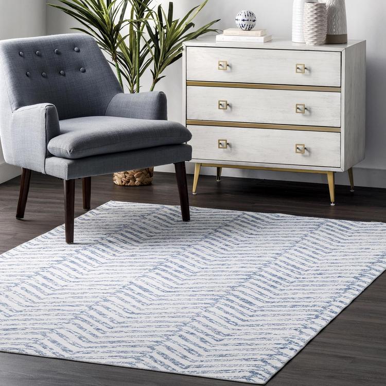 Rosanne Geometric Area Rug